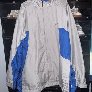 Nike Men's Light Gray and Blue Jacket